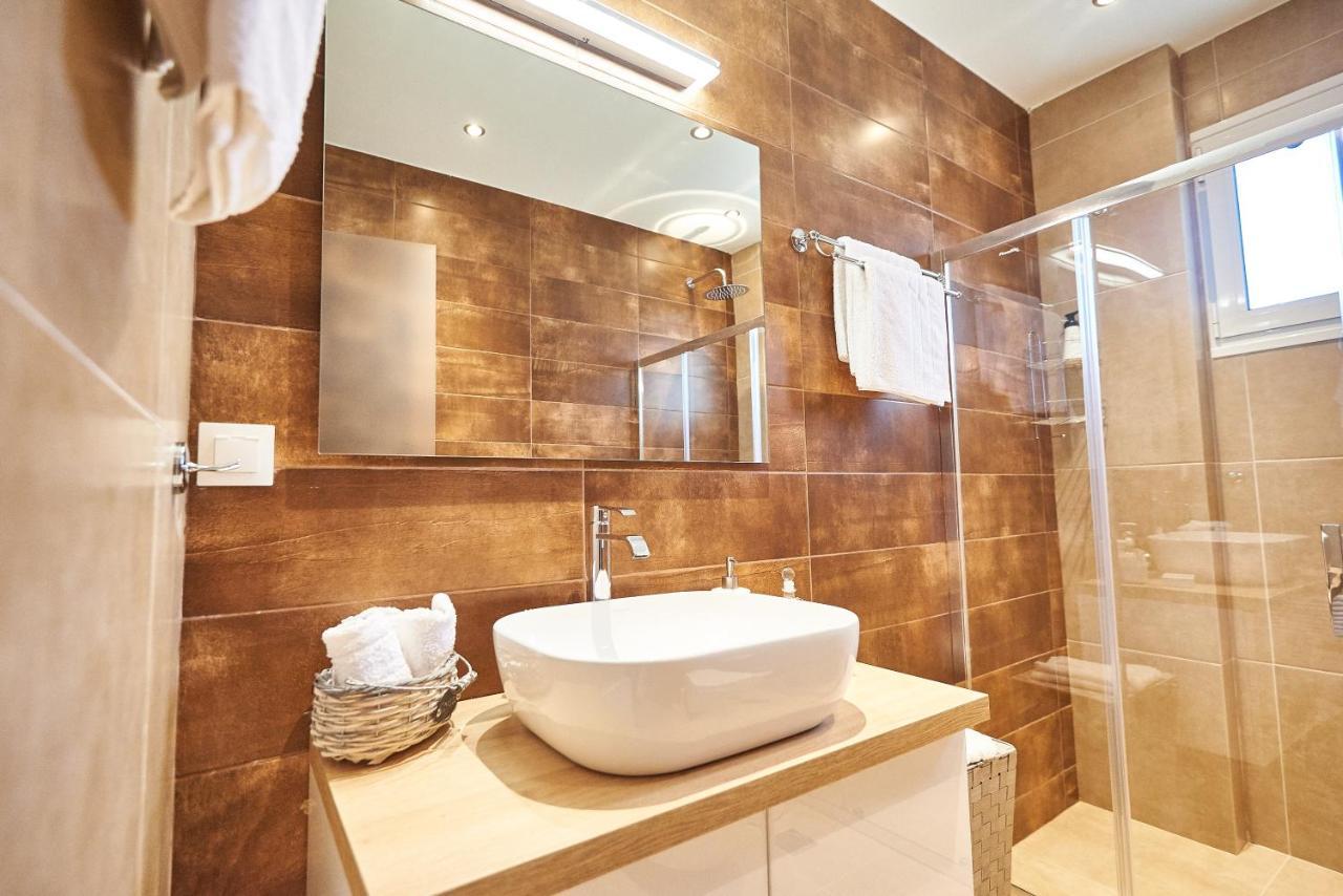 The El Greco Spirit Meets The Athenian Luxury Apt1 Luaran gambar